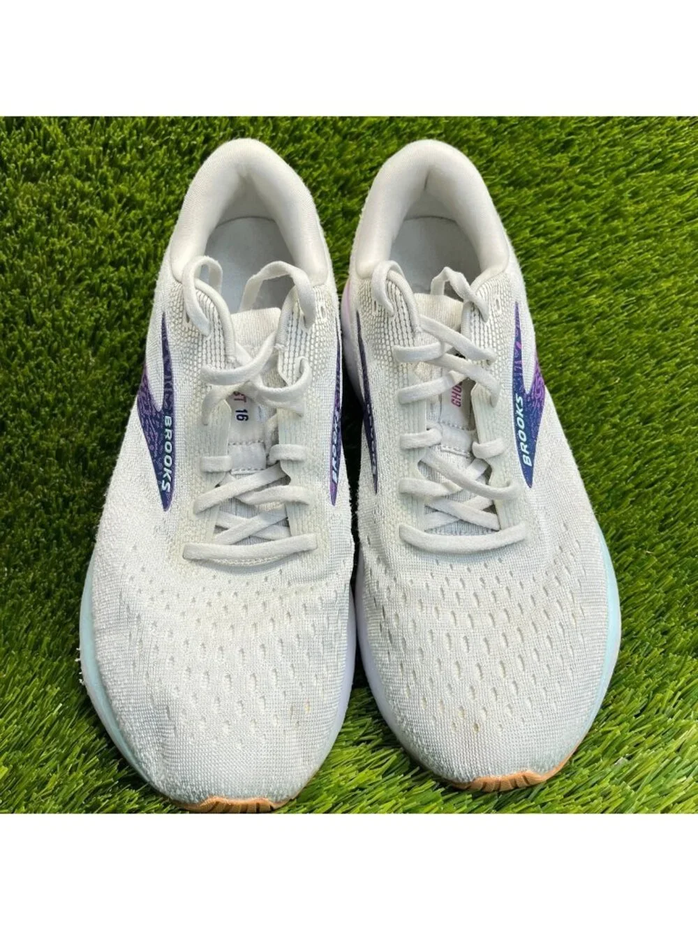 Brooks Ghost 16 Womens Size 10.5D Gray Purple Athletic Running Shoes Sneakers